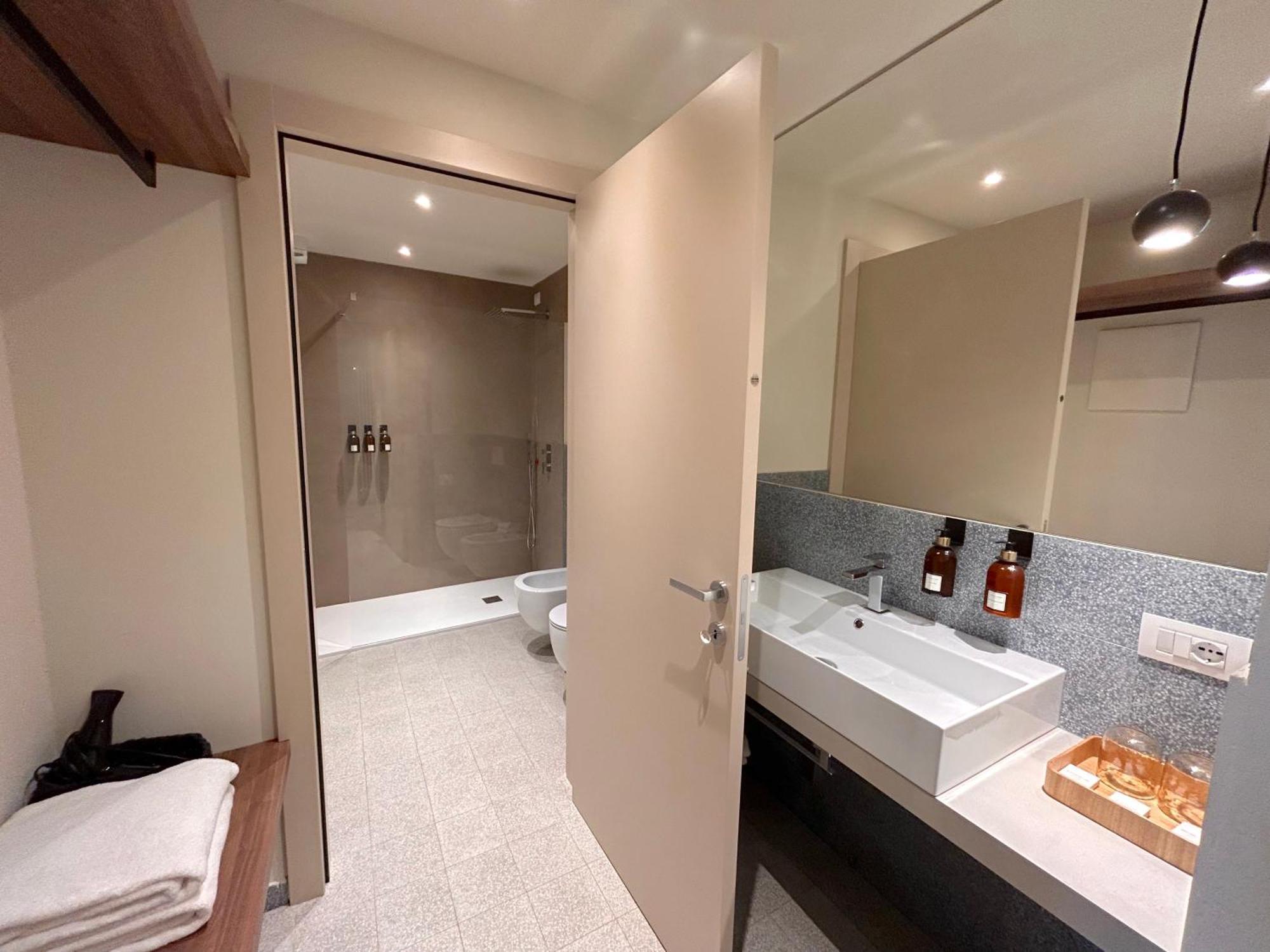 The Lake Suites Com - Luxury Stay In Lazise Ngoại thất bức ảnh