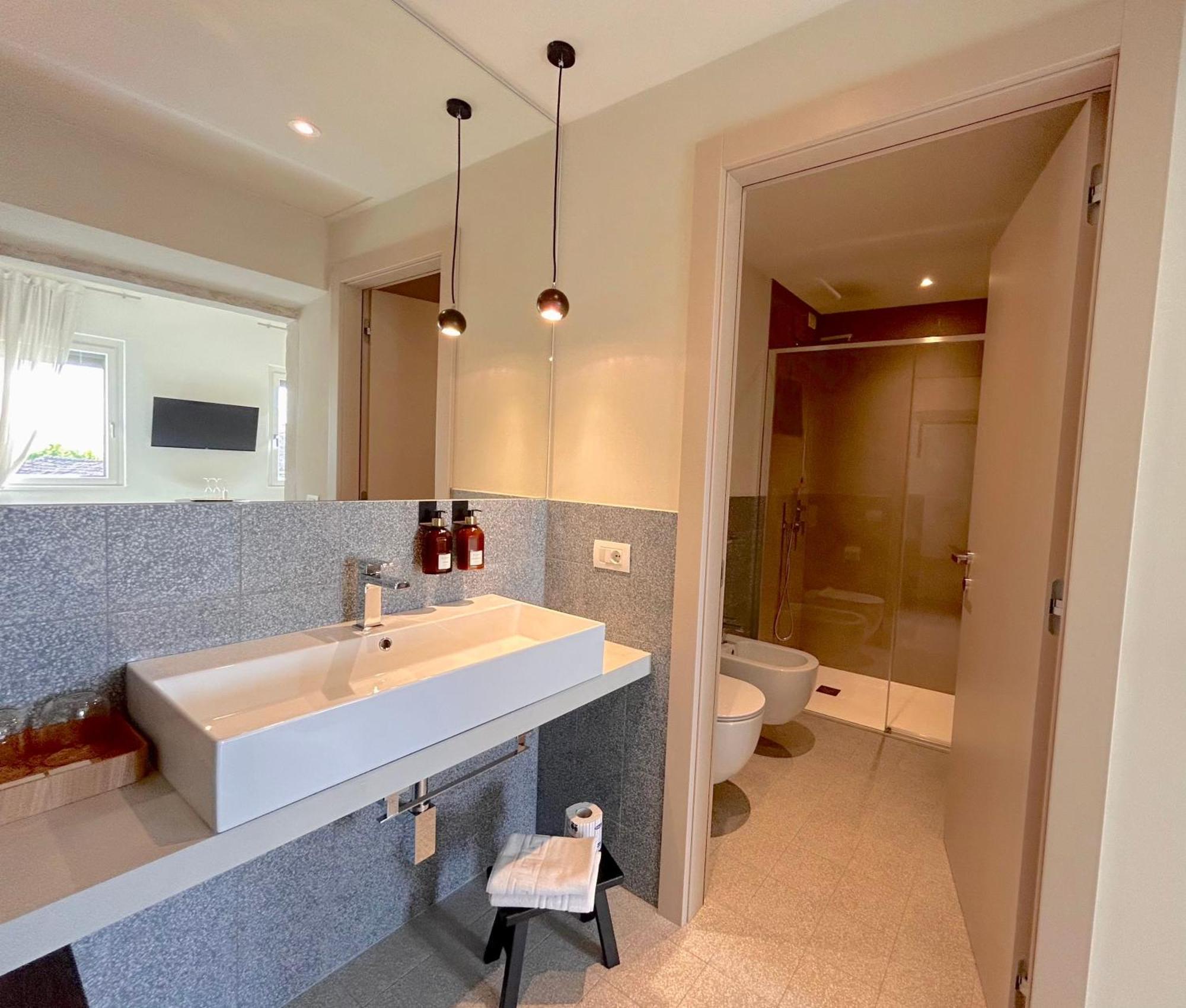 The Lake Suites Com - Luxury Stay In Lazise Ngoại thất bức ảnh