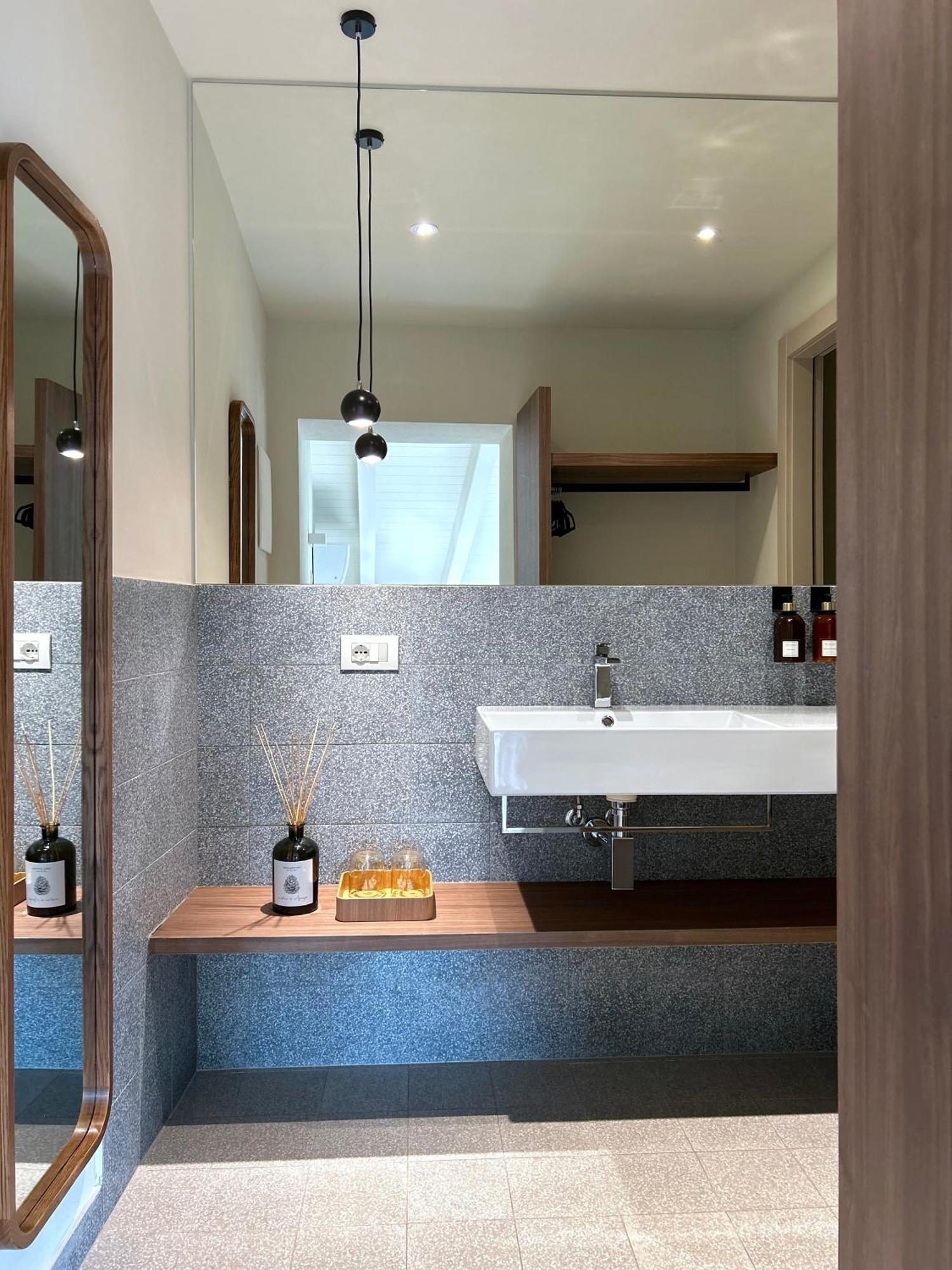 The Lake Suites Com - Luxury Stay In Lazise Ngoại thất bức ảnh